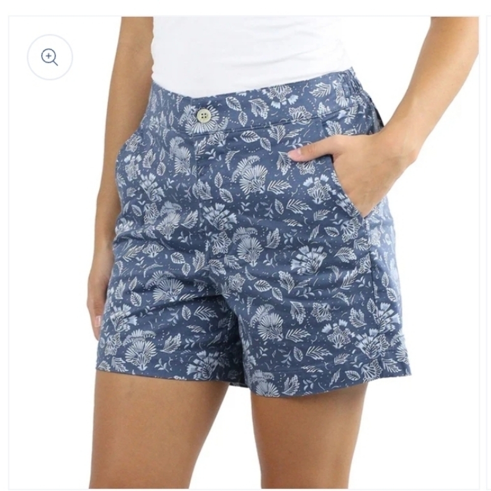 Jachs Girlfriend Women's Floral Print Cotton Blend Side Pockets Chino Shorts